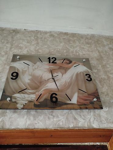 Ev saatları: Divar saatları, Saniyə əqrəbi — 2