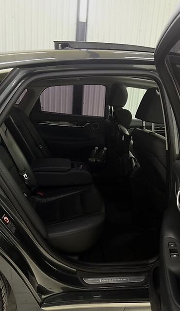 Продажа авто: Hyundai Grandeur: 2019 г., Автомат, Гибрид, Седан — 9