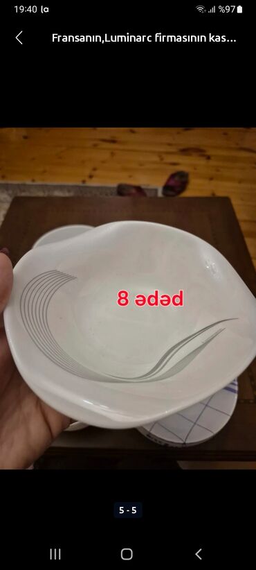 Digər: Lüminarkın( Fransa istehsalı)8 ədəd salat qabı. Çox qəşəng