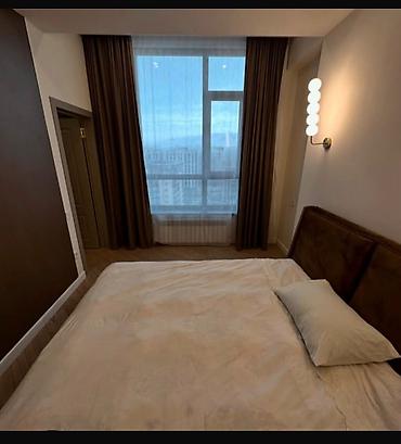 батора: 2 комнаты, 56 м², Южная Магистраль 15 этаж, Свежий ремонт — 10