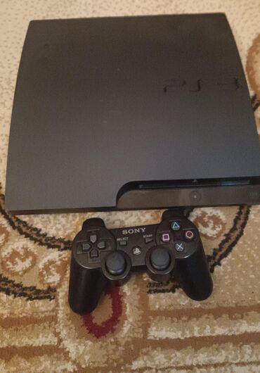 PS3 (Sony PlayStation 3): Playstation 3
10 oyun hediyye