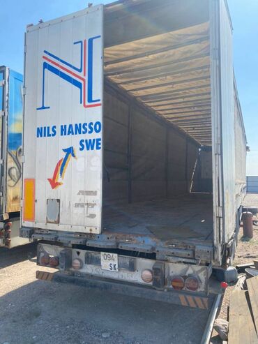 дом на колесо: Прицеп Nils Hanssons с тентованным кузовом, предназначенный для
