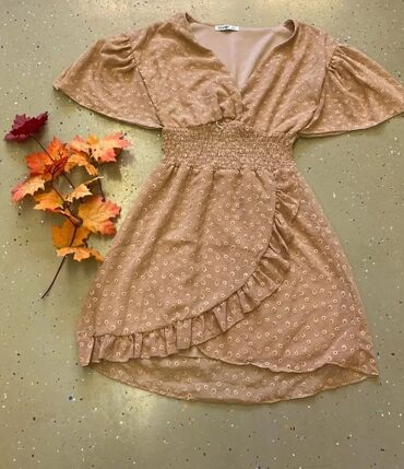 plise haljine: 7Arrows S (EU 36), color - Beige, Oversize, Short sleeves
