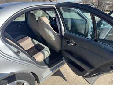 Mercedes-Benz: Mercedes-Benz E-Class: 2002 г., 2.6 л, Автомат, Бензин, Седан — 5