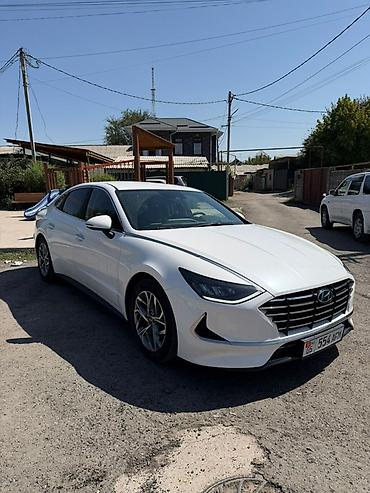 Hyundai Sonata: 2019 г., 2 л, Автомат, Газ, Седан