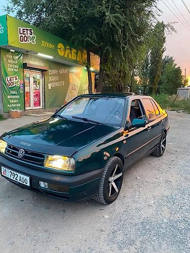 subaru oudback: Volkswagen Vento: 1996 г., 1.8 л, Механика, Бензин, Седан — 3