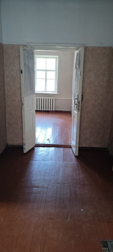 квартира берилет 4гор больница: 4 бөлмө, Менчик ээси