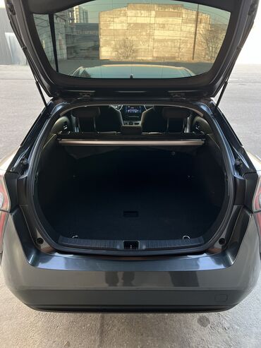 Toyota: Toyota Prius: 2017 г., 1.8 л, Гибрид, Седан — 6