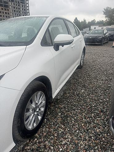 windom 2001: Toyota Corolla: 2019 г., 1.8 л, Автомат, Гибрид, Седан — 3