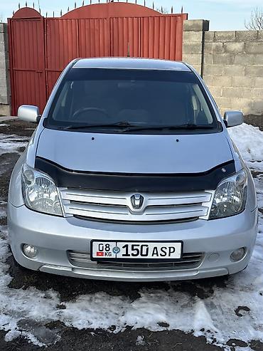 Транспорт: Toyota Ist: 2003 г., 1.5 л, Автомат, Бензин, Хэтчбэк — 2