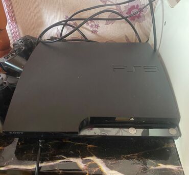 PS3 (Sony PlayStation 3): Hec bir problemi yoxdu. 30 a yaxın oyunu var. Esas oyunlardı hamısı 2