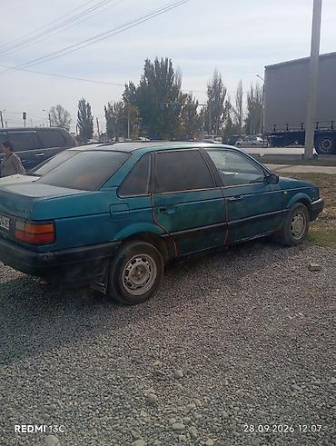Унаа сатуу: Volkswagen Passat: 1993 г., Седан — 2