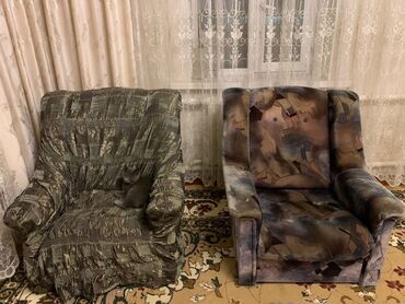 2 этажный диван: Продаю два кресла (чехлы в подарок) за два 3.000