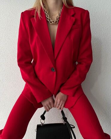 Kompleti: Takim Set 36•38•40•42 Cena 5200 Din na lalafo.rs — 8 Kompleti: Takim Set 36•38•40•42 Cena 5200 Din — 8