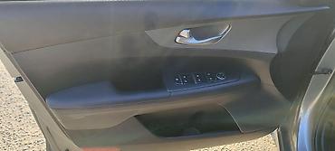 Kia: Kia K3: 2020 г., 1.6 л, Автомат, Бензин, Седан — 9