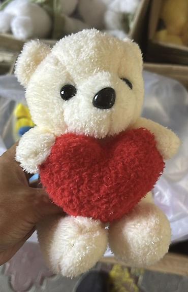 Игрушки: 🧸 **Продаются новые мягкие игрушки ОПТОМ!** 💰 Цена — **150 сом за 1 — 9