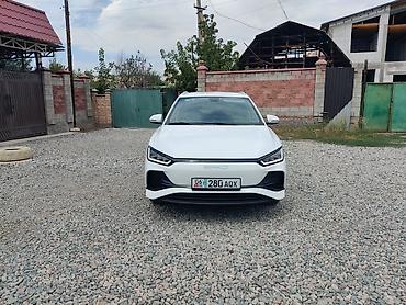 byd e5 2019 характеристики: BYD E2: 2025 г., Электромобиль, Хэтчбэк — 1