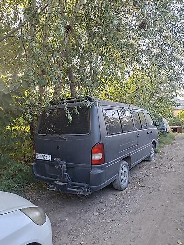 ssangyon: Ssangyong Istana: 2002 г., 2.9 л, Механика, Дизель, Минивэн — 2