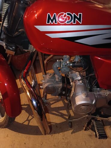 Motosikletlər: MOON motosiklet – klassik üslubda şəhər və kənd yolları üçün praktik — 3