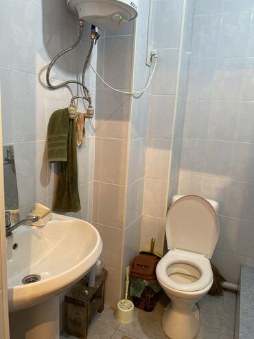 2х комнатная квартира в Кыргызстан | Долгосрочная аренда квартир: 2 комнаты, 44 м², 1 этаж