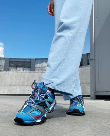 Patike: Balenciaga, 38 — 2