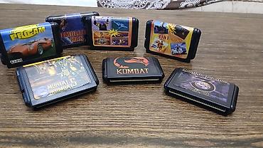 Video oyunlar və konsollar: Sega Mega Drive/Genesis üçün oyun kartricləri dəsti. Dəstdə müxtəlif — 2