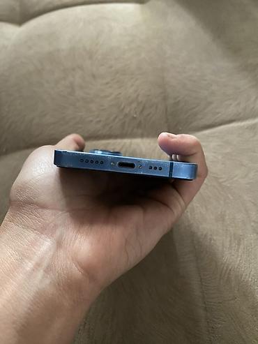 Apple iPhone: IPhone 13, Б/у, 128 ГБ, Синий, Чехол, 89 % — 6