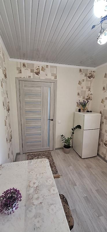 Продажа коттеджей и домов: 🏡 **Продаётся дом в Новопокровке** 📍 Локация: с. Новопокровка (между — 4