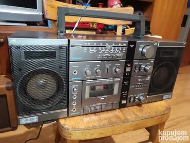 radio sa ekranom na izvlacenje: Vintage Bomboox JVC PC-B3K Japan 1980s Rare Veoma kvalitetan, težak