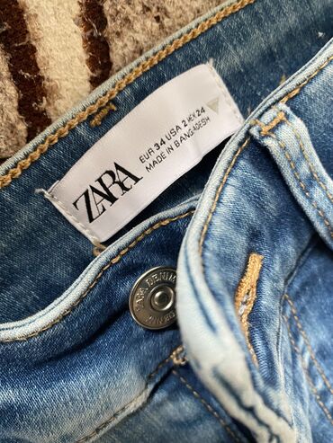 куртка zara: Джинсы Zara, XS (EU 34), цвет - Голубой