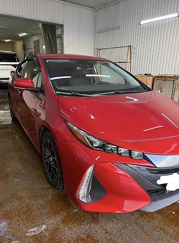 prius 2019: Toyota Prius: 2020 г., 1.8 л, Робот, Гибрид, Хэтчбэк — 2