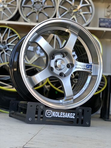 Диски: Литые Диски R 17 Комплект, отверстий - 5, Новый at lalafo.kg — 4 Диски: Литые Диски R 17 Комплект, отверстий - 5, Новый — 4