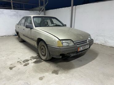 Opel: Opel Omega: 1987 г., 1.6 л, Механика, Бензин, Седан