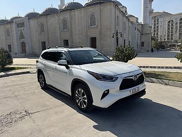 step 2: Toyota Highlander: 2020 г., 2.5 л, Вариатор, Гибрид, Внедорожник — 2