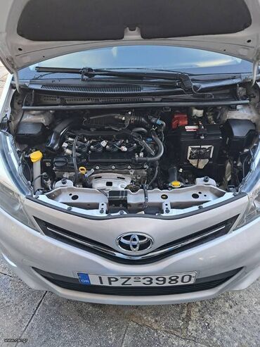 Toyota: Toyota Yaris: 1.3 l. | 2014 έ. Χάτσμπακ — 5