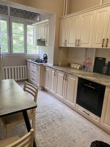 купить квартиру в рассрочку без первоначального взноса: 3 комнаты, 80 м², 106 серия, 2 этаж, Евроремонт