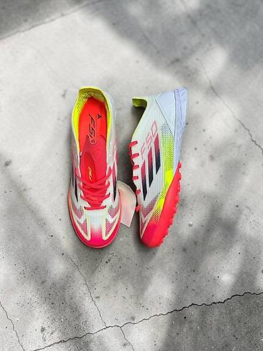 футбольные кроссы: Футбольные бутсы/сороконожки adidas F50 - Тип: футзал/мини-футбол — 1