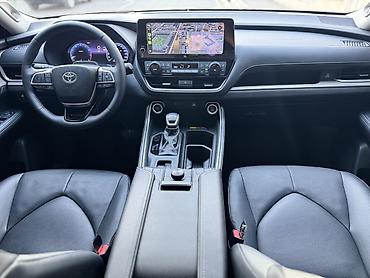 prius 2024: Toyota Grand Highlander: 2024 г., 2.4 л, Типтроник, Бензин, Кроссовер — 5