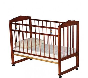 детскую деревянную кроватку: Колдонулган