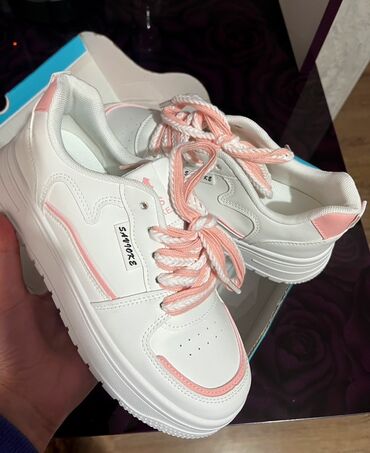 обувь больших размеров бишкек: Женские кроссовки SANYOKE - Цвет: белый с розовыми вставками - Верх