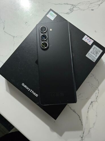 Redmi: Samsung Galaxy Z Fold 5, rəng - Qara, Barmaq izi