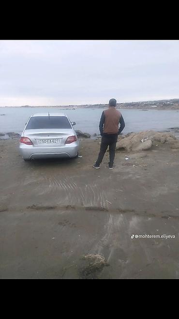 mercedes 190 stop: Satılır: Gümüş rəngli sedan avtomobil - Kuzov: 4 qapılı sedan, gümüş — 1