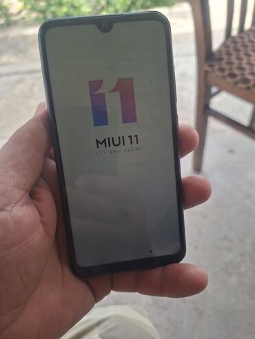 телефон fly fs502 cirrus 1: Redmi mi play MIUI 11 əməliyyat sistemi ilə işləyən smartfon. Cihazda