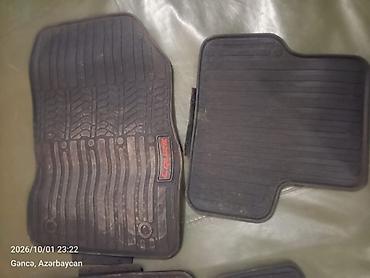 karavan azərbaycan: Avtomobil üçün rezin döşəmə xalçaları dəsti Chevrolet cruz - Model — 3