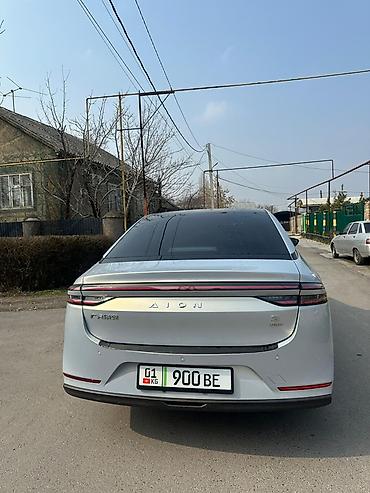 GAC: Электромобиль Aion S Plus (седан) - Кузов: 4‑дверный седан с — 2