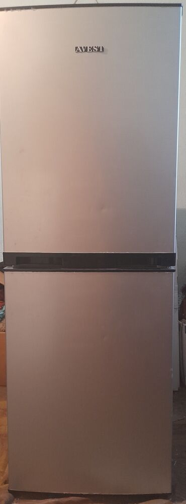 холодилник ош: Холодильник Avest, Б/у, Двухкамерный, 52 * 1500 * 52