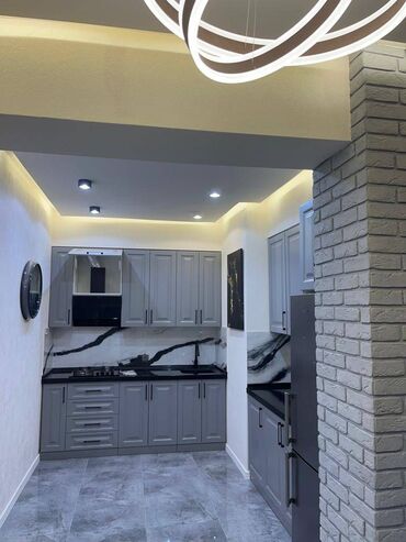 Uzunmüddətli kirayə mənzillər: Nərimanov metrosu Zirve MTK-Da mənzil kirayə verilir. Mərtəbə 21/4 — 9