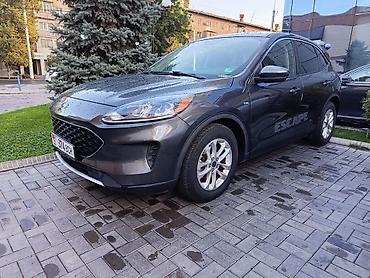 Ford Escape: 2020 г., Кроссовер