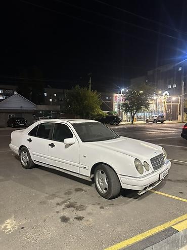 mb 220: Mercedes-Benz E-Class: 1998 г., 2 л, Автомат, Бензин, Седан — 4