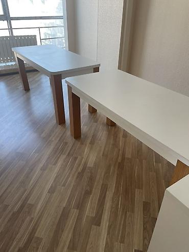 Masalar: 1 ədəddir. Ofisdə istifadə olunub.2-si uzun: dərinlik 60sm,hündürlük — 2